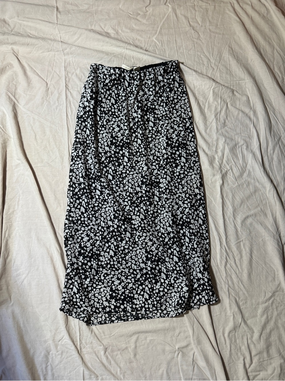 Japna Black and White Floral Midi Skirt
